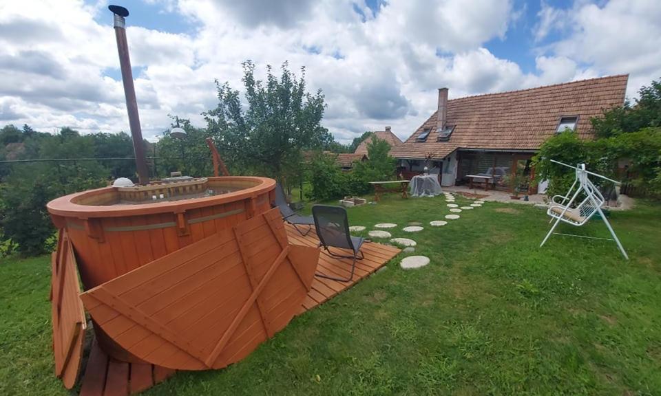 Hotel Siklod. Csaba Vendeghaz Exteriér fotografie