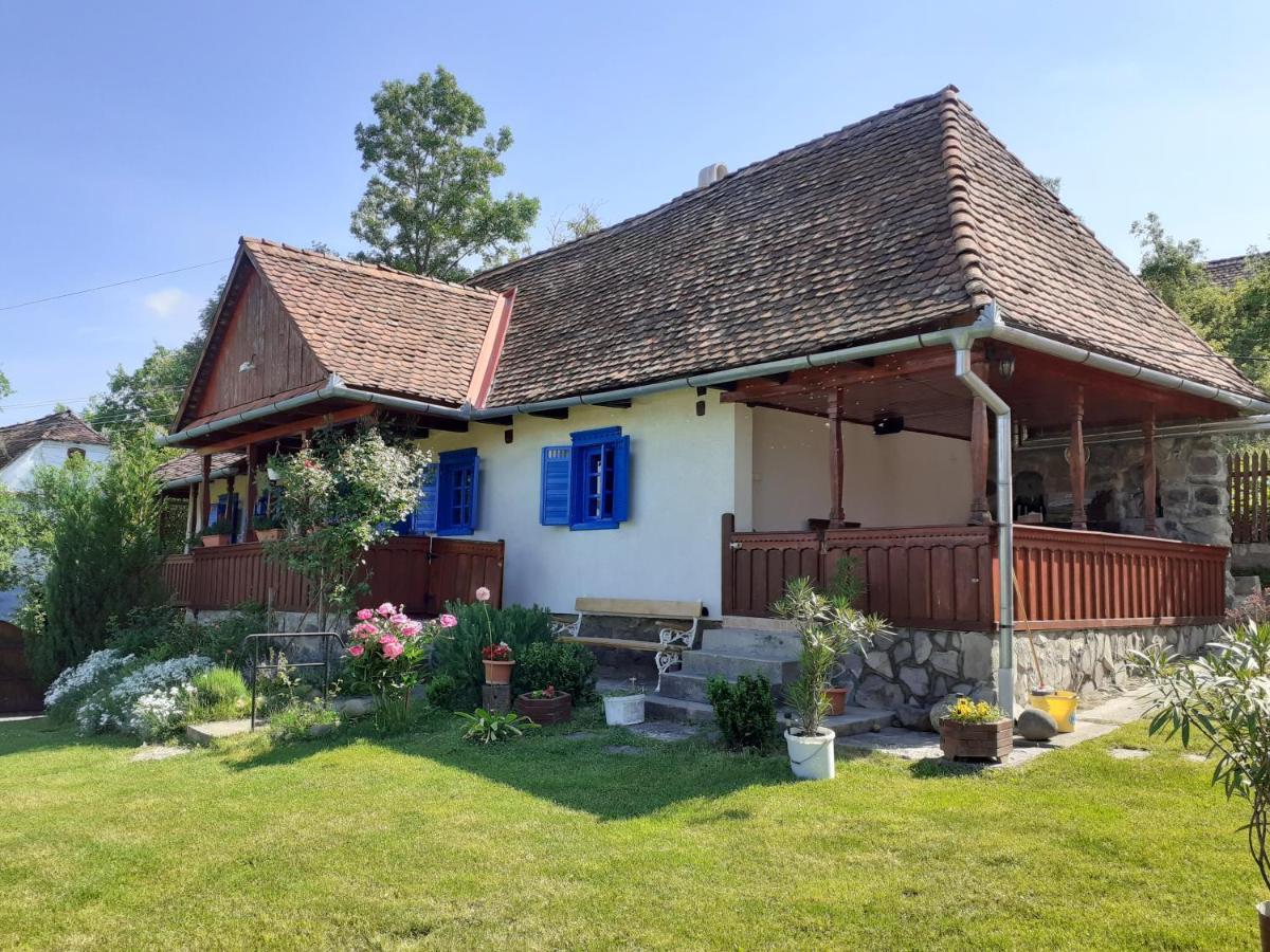 Hotel Siklod. Csaba Vendeghaz Exteriér fotografie